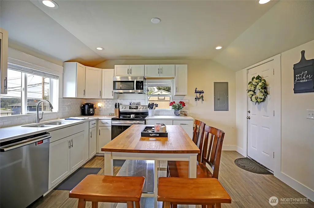 1320 Swantown Road Oak Harbor WA 98277