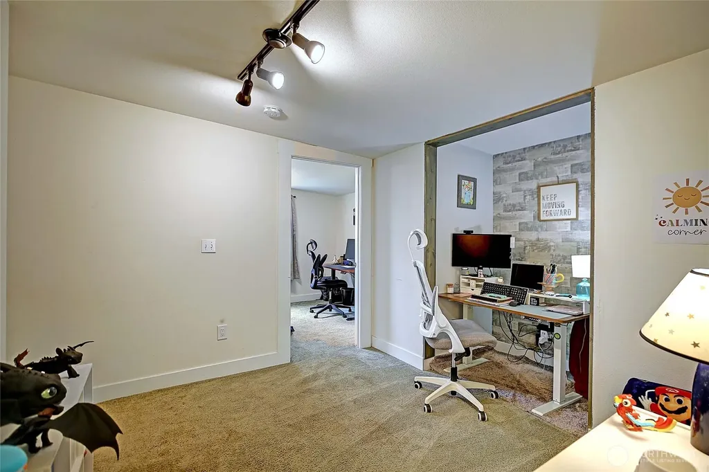 1320 Swantown Road Oak Harbor WA 98277
