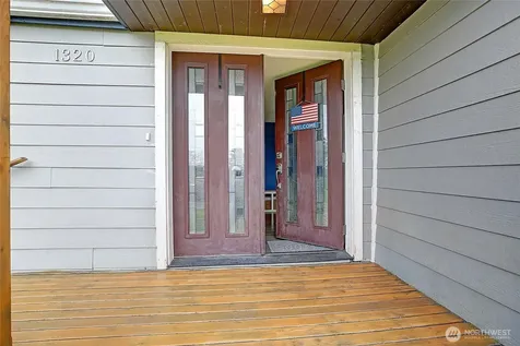 1320 Swantown Road Oak Harbor WA 98277