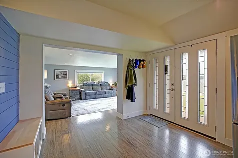 1320 Swantown Road Oak Harbor WA 98277