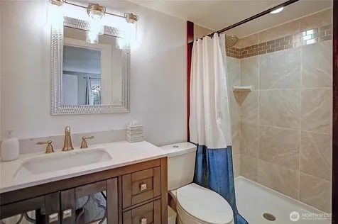 1320 Swantown Road Oak Harbor WA 98277