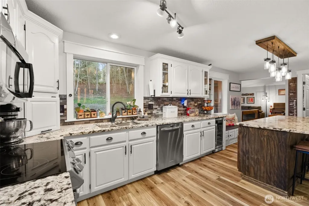 3594 Salmonberry Drive SE Port Orchard WA 98366