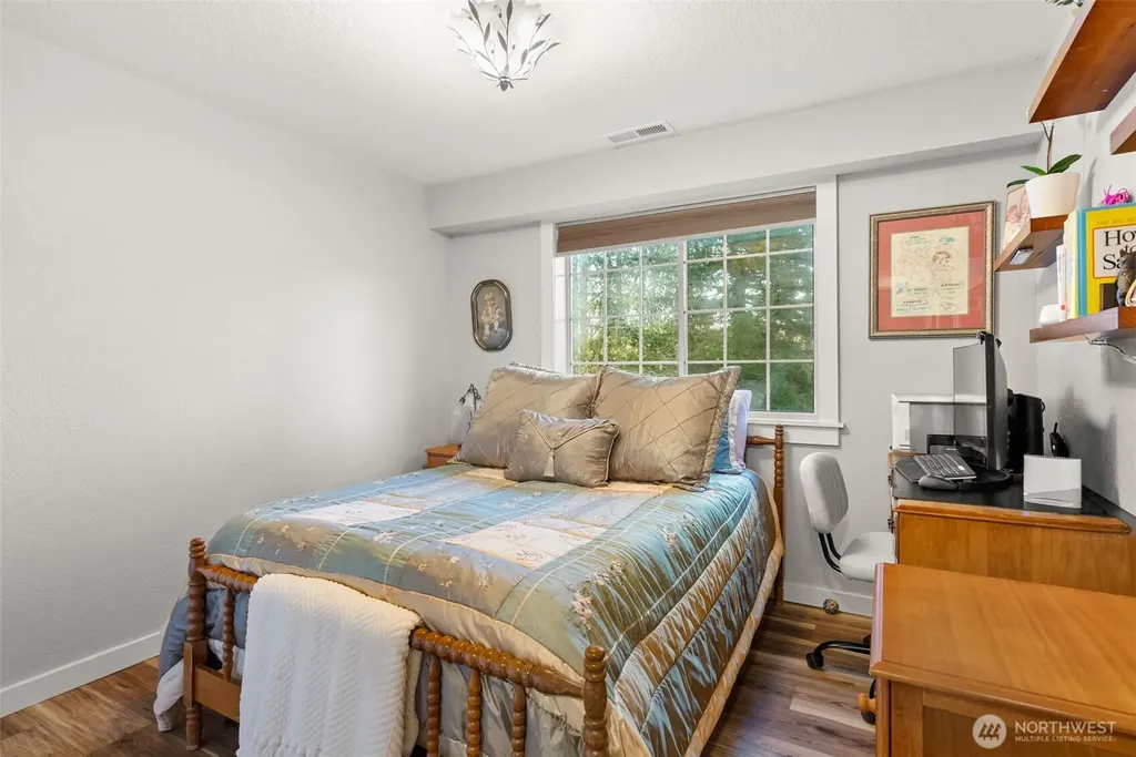 3594 Salmonberry Drive SE Port Orchard WA 98366