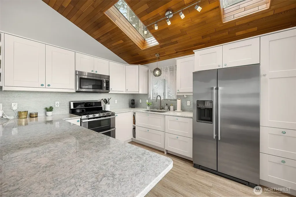 285 Harrington Coupeville WA 98239