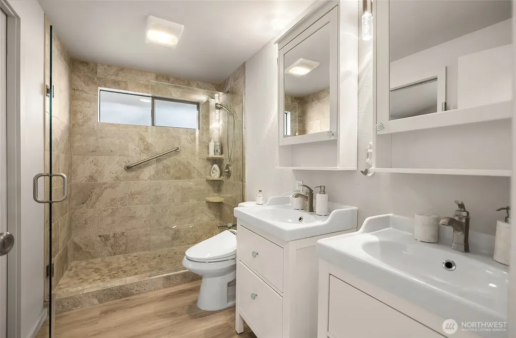 285 Harrington Coupeville WA 98239