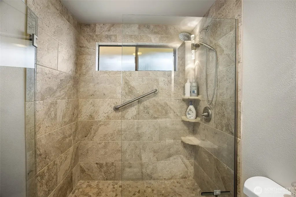 285 Harrington Coupeville WA 98239