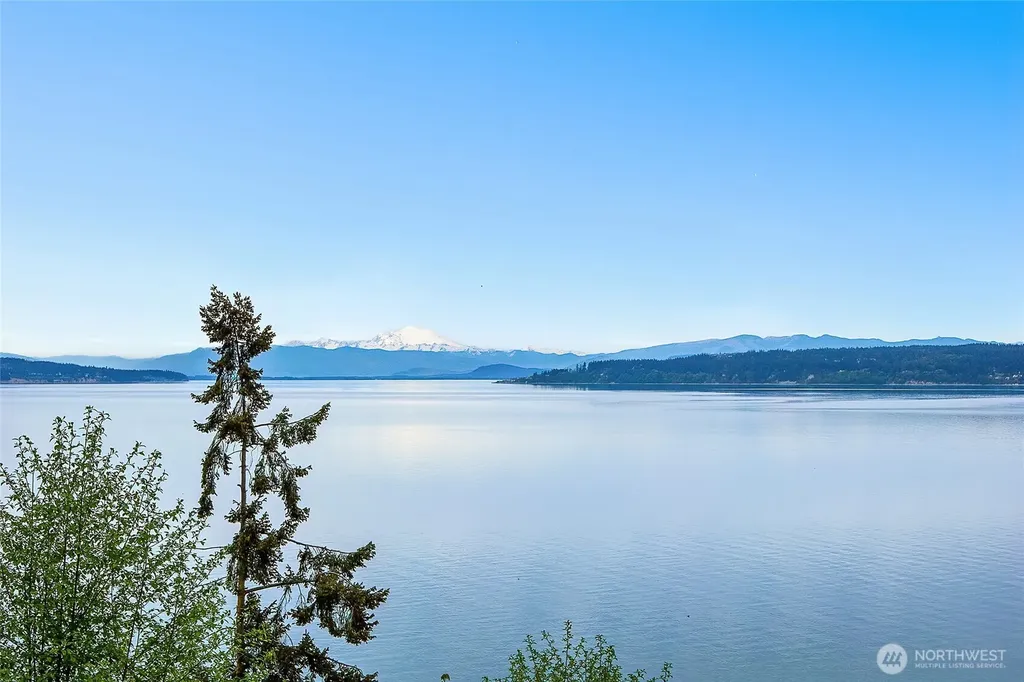 285 Harrington Coupeville WA 98239