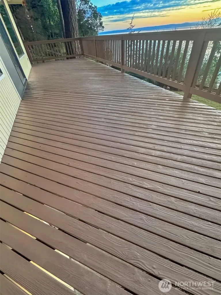 285 Harrington Coupeville WA 98239