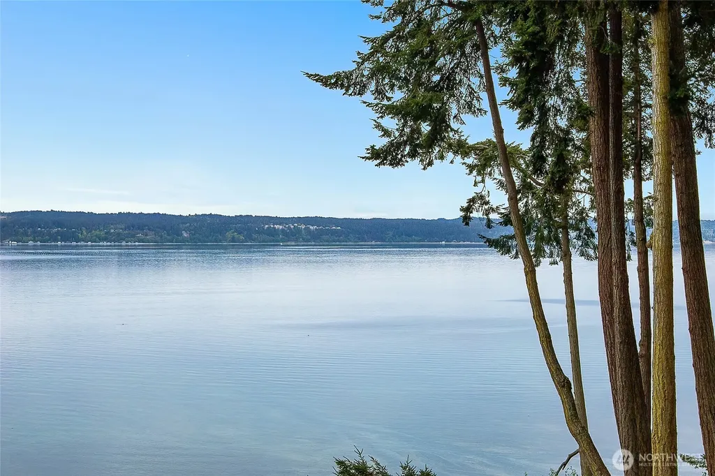 285 Harrington Coupeville WA 98239
