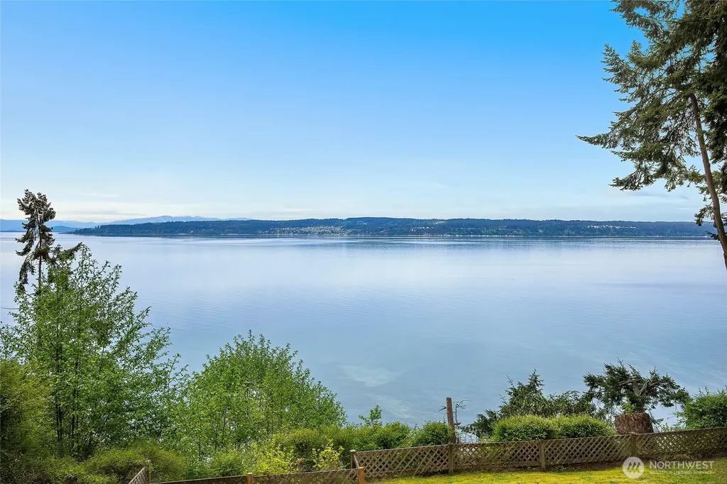 285 Harrington Coupeville WA 98239