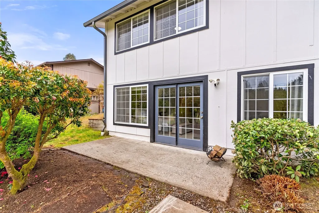 6615 Silver Springs Drive NW Gig Harbor WA 98335