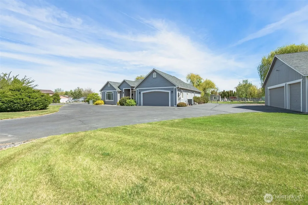 3171 Snow Goose Road NE Moses Lake WA 98837