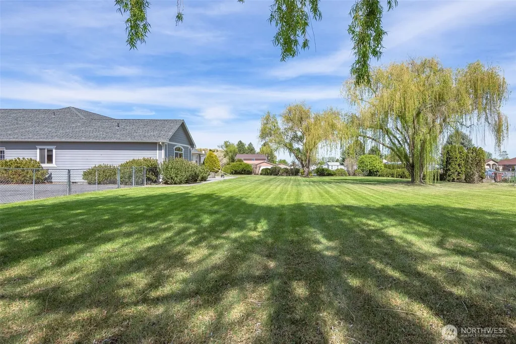 3171 Snow Goose Road NE Moses Lake WA 98837