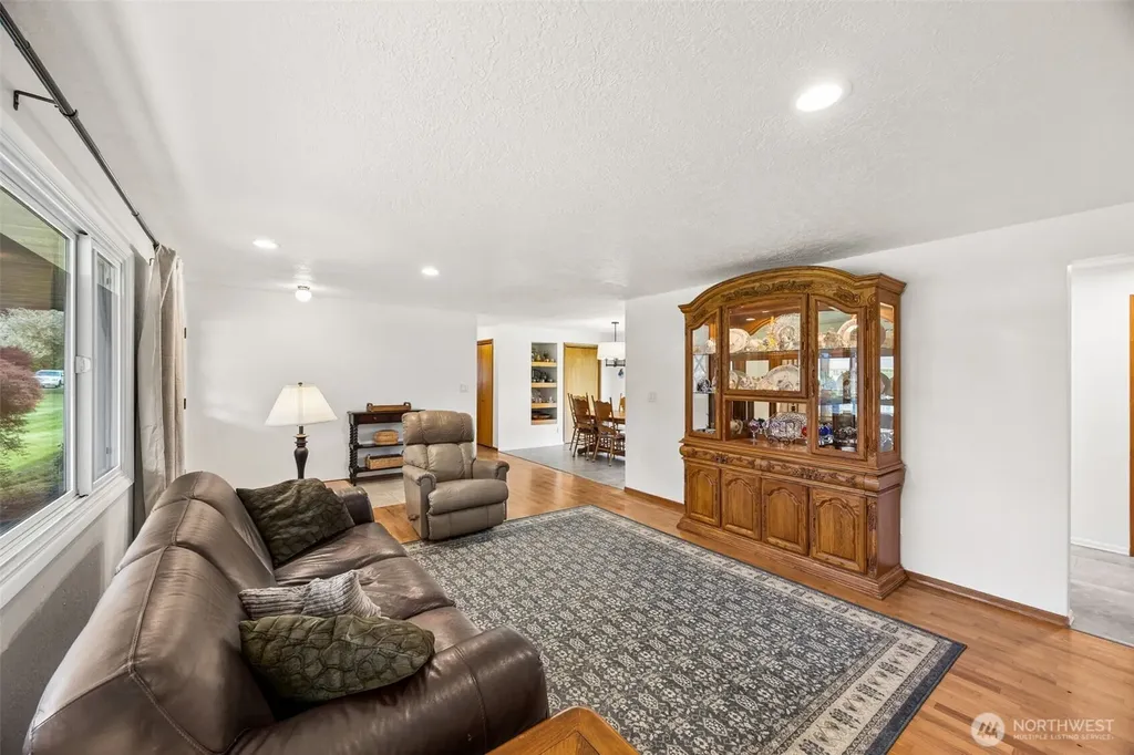 3921 89th Avenue SE Olympia WA 98501