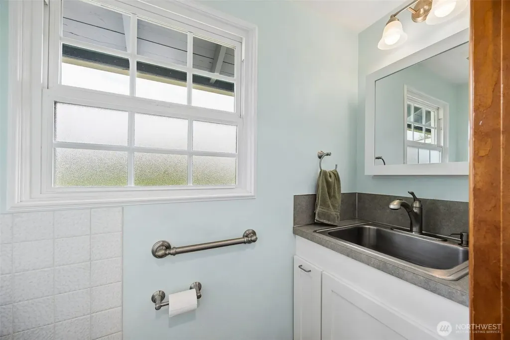 3921 89th Avenue SE Olympia WA 98501