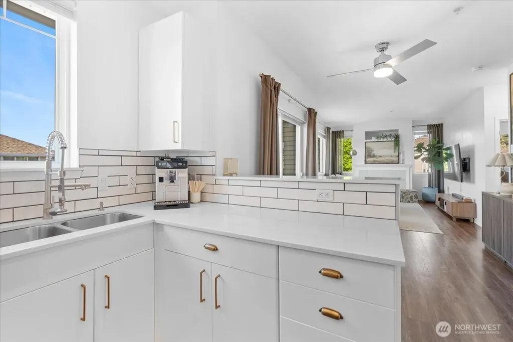 6129 Lindsay Avenue SE Auburn WA 98092