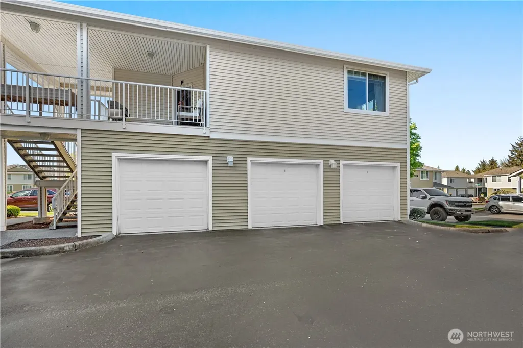 6129 Lindsay Avenue SE Auburn WA 98092