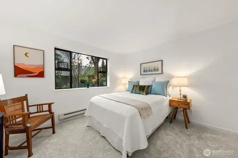 912 3rd Avenue W Seattle WA 98119