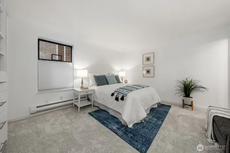 912 3rd Avenue W Seattle WA 98119