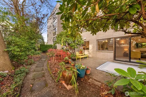 912 3rd Avenue W Seattle WA 98119