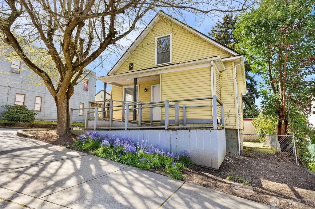 1203 Pacific Avenue Bremerton WA 98337