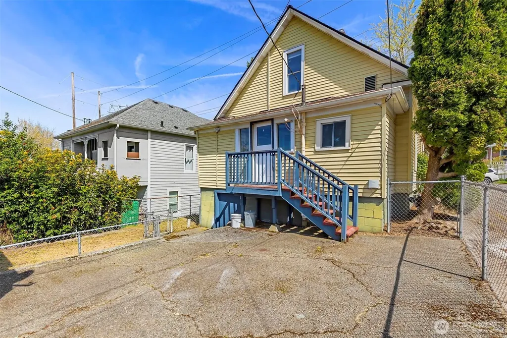 1203 Pacific Avenue Bremerton WA 98337