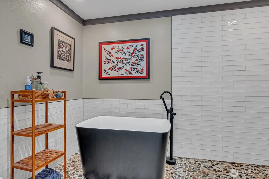 302 Foursome Drive Sequim WA 98382