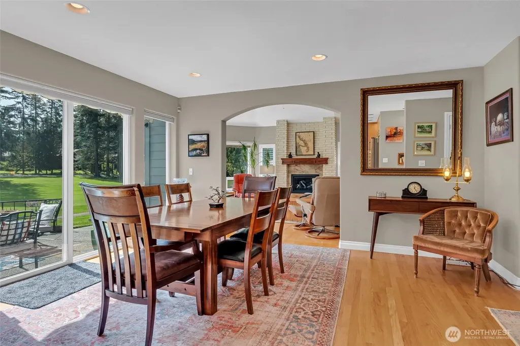 302 Foursome Drive Sequim WA 98382