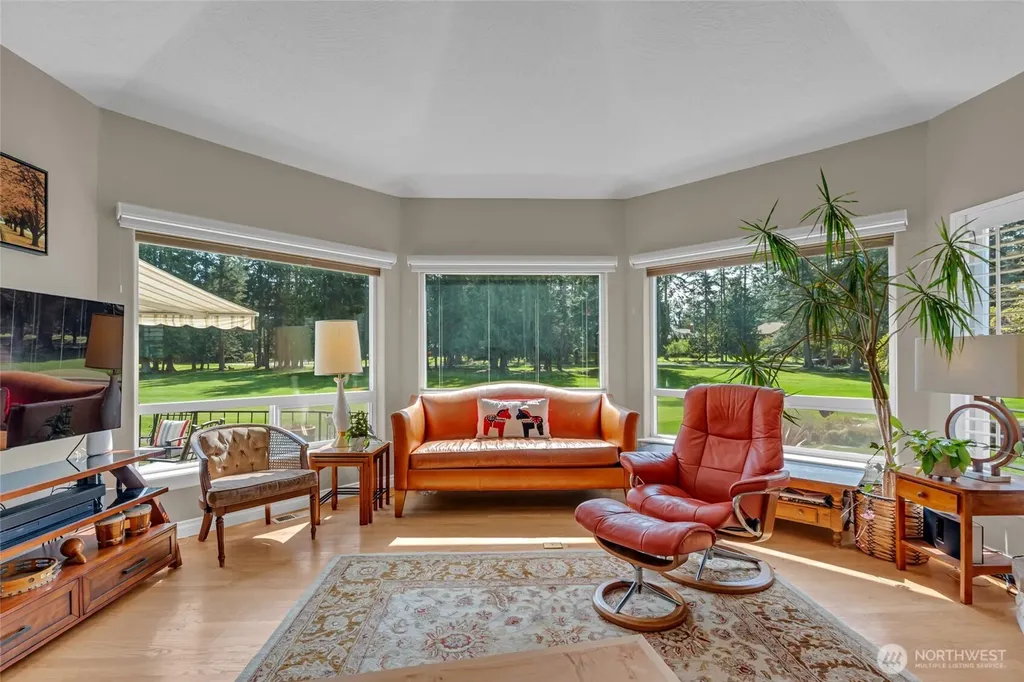 302 Foursome Drive Sequim WA 98382
