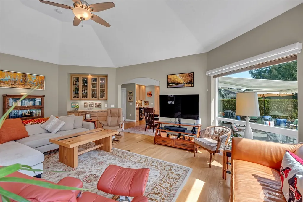 302 Foursome Drive Sequim WA 98382