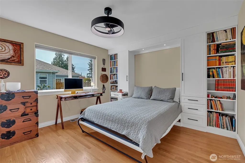 302 Foursome Drive Sequim WA 98382