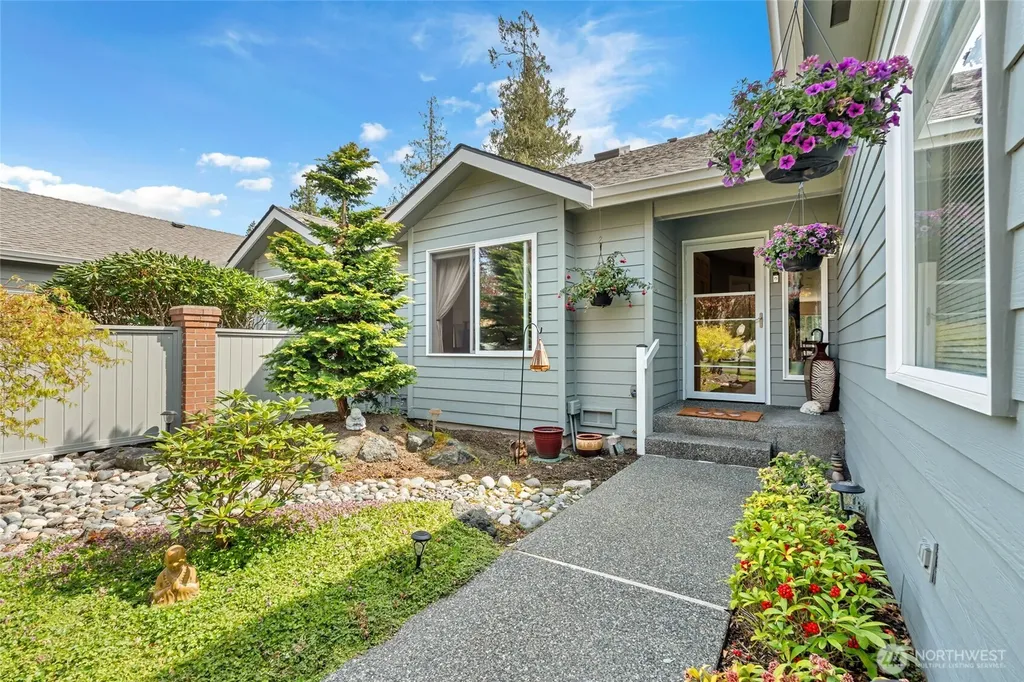 302 Foursome Drive Sequim WA 98382