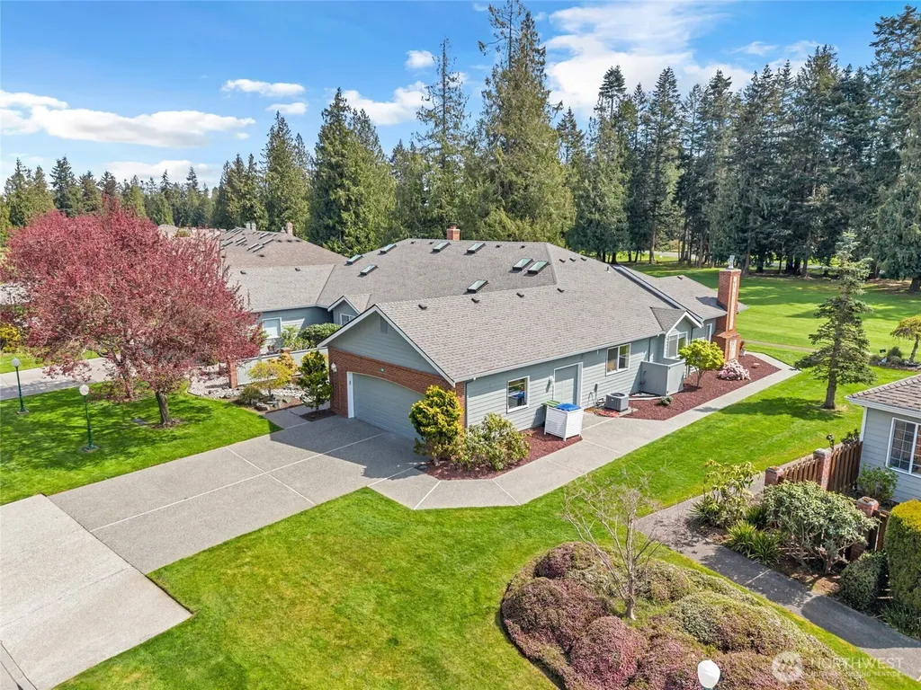302 Foursome Drive Sequim WA 98382