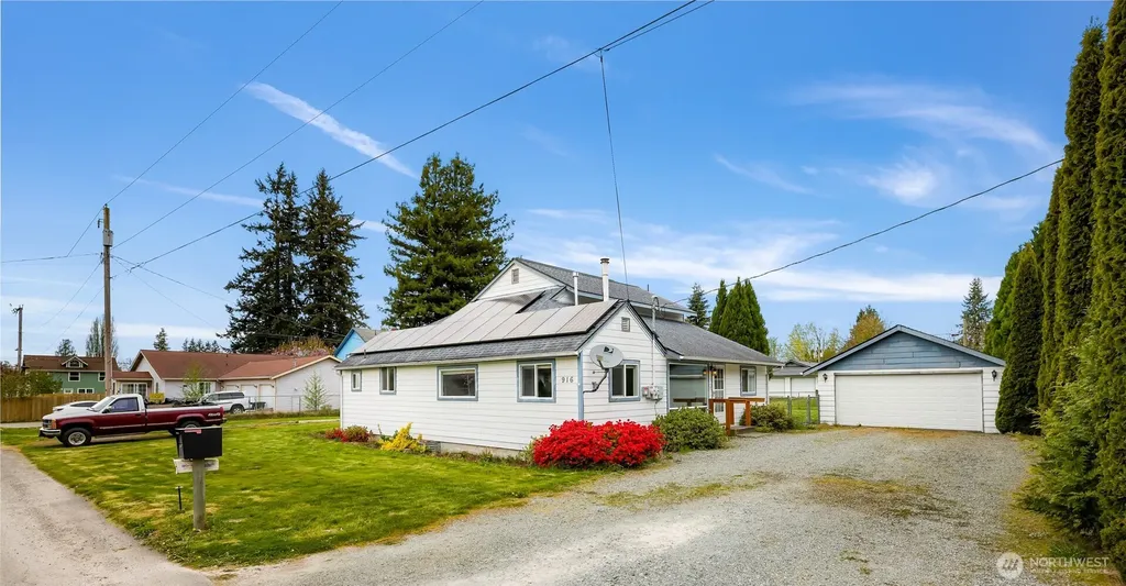 916 Jennings Street Sedro Woolley WA 98284