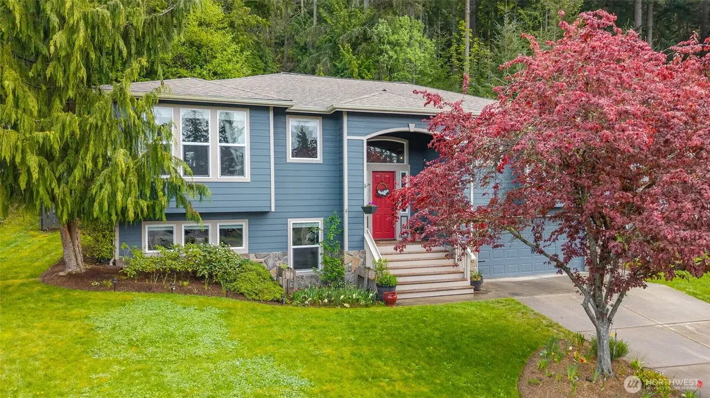 3713 Cedar Glen Way Anacortes WA 98221