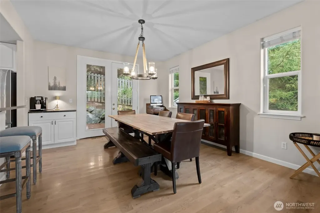 3713 Cedar Glen Way Anacortes WA 98221