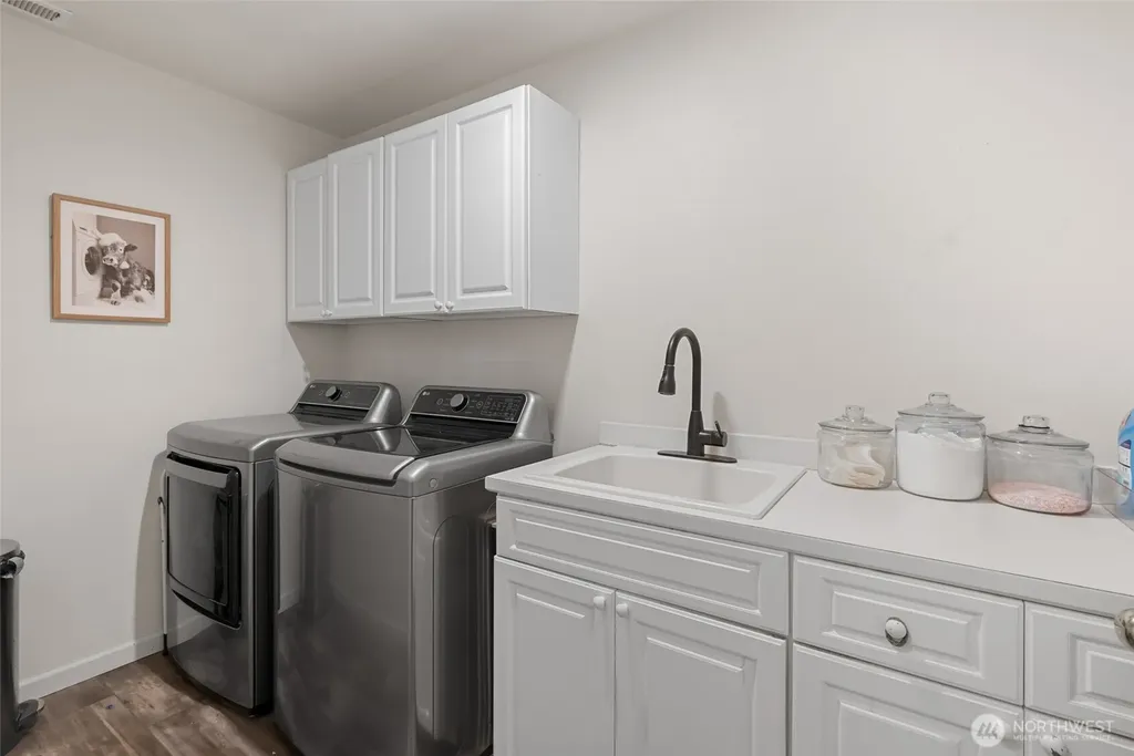 3713 Cedar Glen Way Anacortes WA 98221