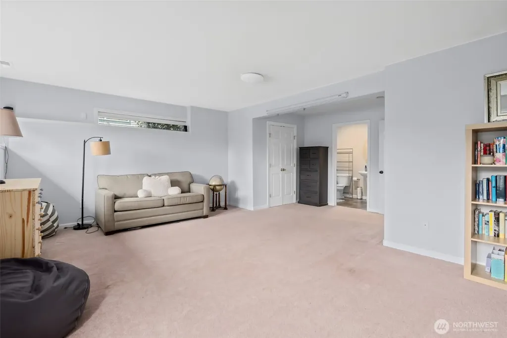 3713 Cedar Glen Way Anacortes WA 98221