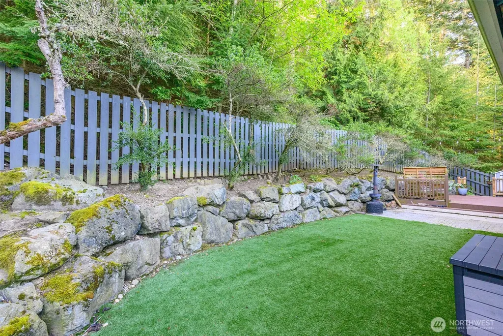 3713 Cedar Glen Way Anacortes WA 98221