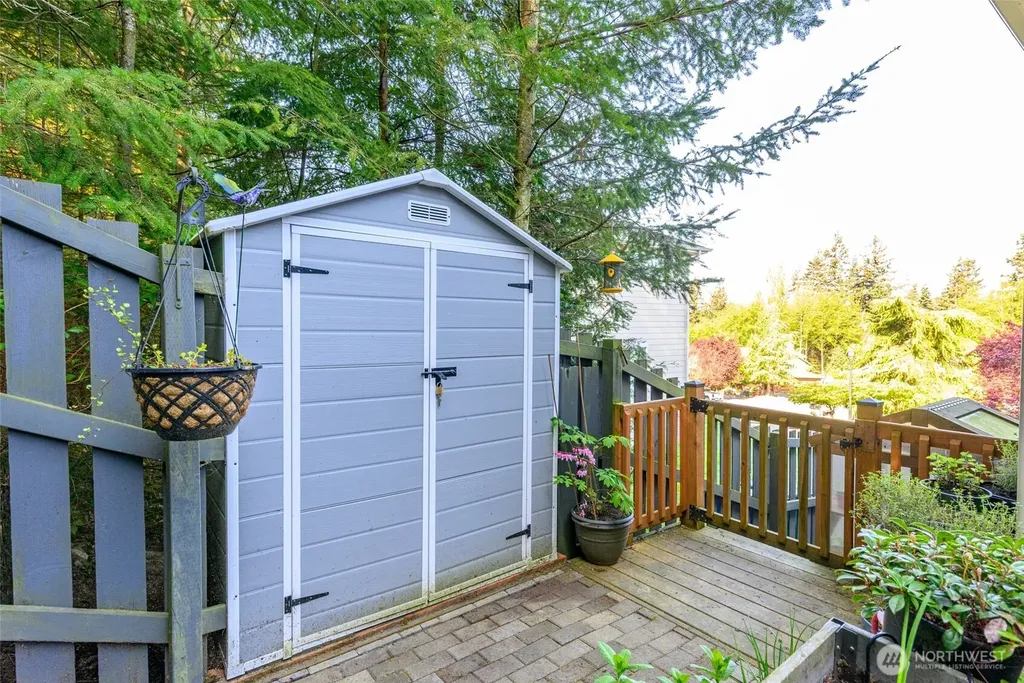 3713 Cedar Glen Way Anacortes WA 98221