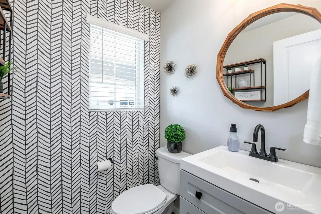 2933 Cassius Street NE Lacey WA 98516