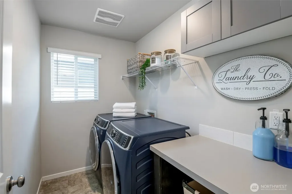 2933 Cassius Street NE Lacey WA 98516