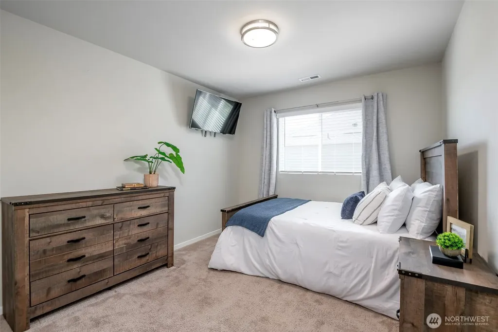 2933 Cassius Street NE Lacey WA 98516