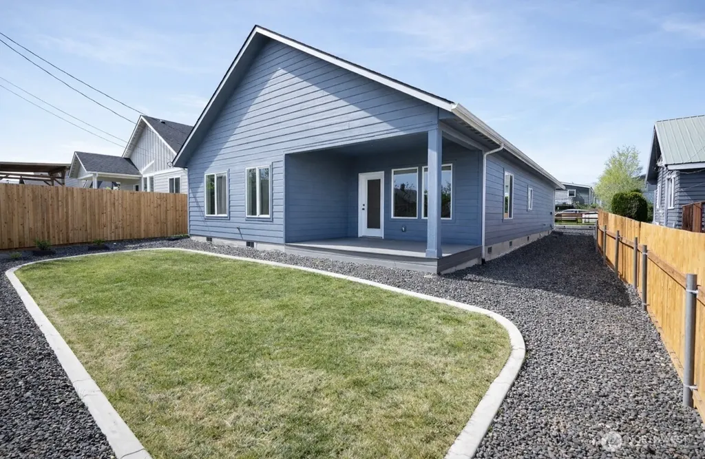 22 S Fir Street Soap Lake WA 98851