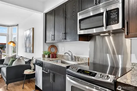 699 John Street Seattle WA 98109