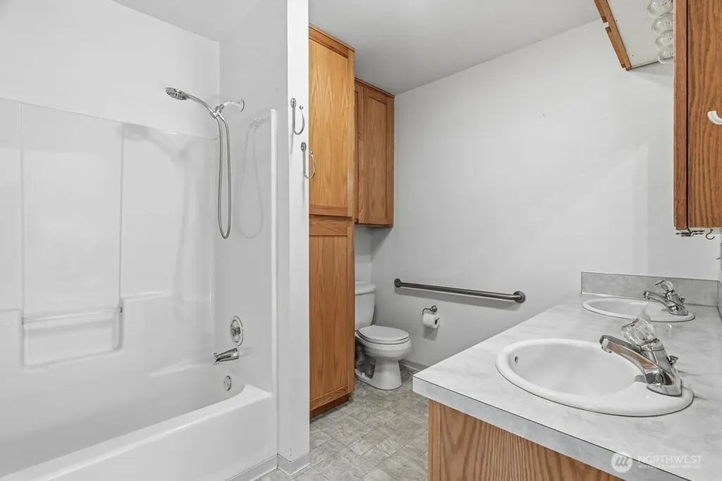 156 Williams Avenue Kelso WA 98626