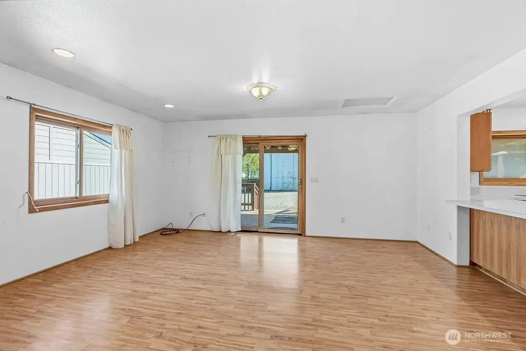 156 Williams Avenue Kelso WA 98626