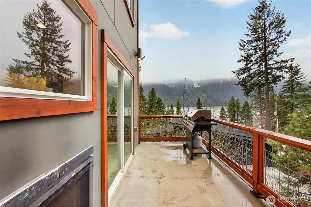 23119 Lake Wenatchee Highway Leavenworth WA 98826