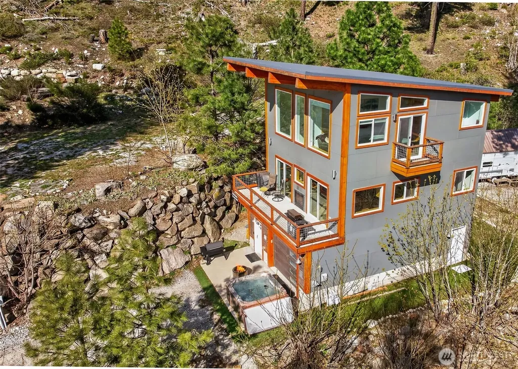 23119 Lake Wenatchee Highway Leavenworth WA 98826