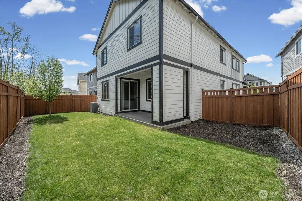 15025 Olympic Loop E Bonney Lake WA 98391